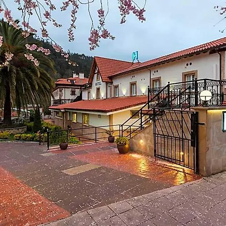 Hotell La Terraza De Puente Viesgo